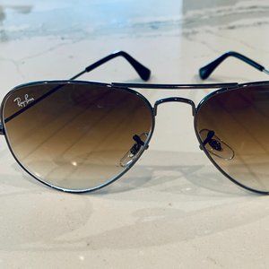 Men's Rayban Aviators